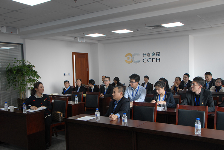 “踐行十九大精神，我與公司共成長(zhǎng)”主題演講活動(dòng)